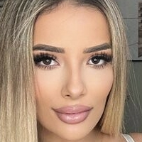 Aída Tomorrow Nagie