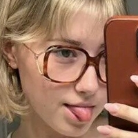 Alice Klomp Nagie