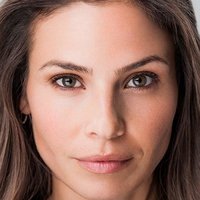 Ana Ayora Nagie