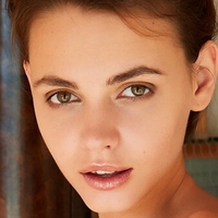 Angel Set Free Nagie