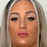 caroeducharme Nagie