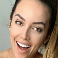 Chelsea Green Nagie