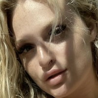 Daisy Delacroix Nagie