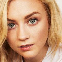 Emily Kinney Nagie