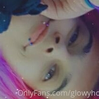 glowyhole Nagie