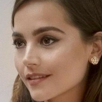 Jenna Louise Coleman Nagie