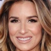 Jessie James Decker Nagie
