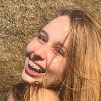 Julia Oliveira Zimmer Nagie