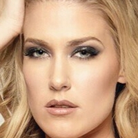 Julie Ernes Nagie