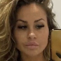 Karolina Martyna Saunders Nagie