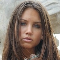 Kat B Art Nagie