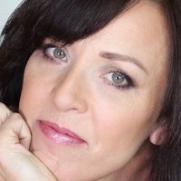 Lisa Romano Nagie
