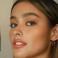 Liza Soberano Nagie