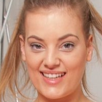 Lottie Rose Nagie