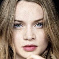 Luna Wedler Nagie