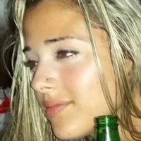 Melony Vitoria Nagie