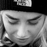 Mia Brodrick Nagie