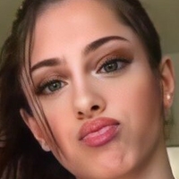 Mona Z Nagie
