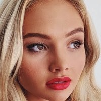 Natalie Alyn Lind Nagie