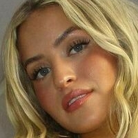 Olivia Chatfield Nagie