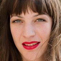 Oona von Maydell Nagie