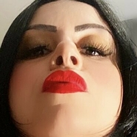 Queen Rainha Nagie