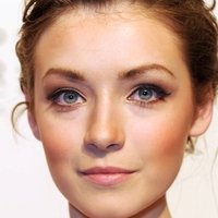 Sarah Bolger Nagie