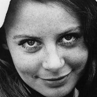 Sarah Miles Nagie