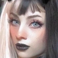 Spaceyellise Nagie