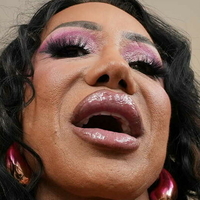 theoneandonlyavadevine Nagie