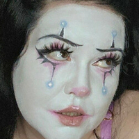 TriSarah Topless Nagie