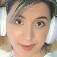 violetaamane Nagie